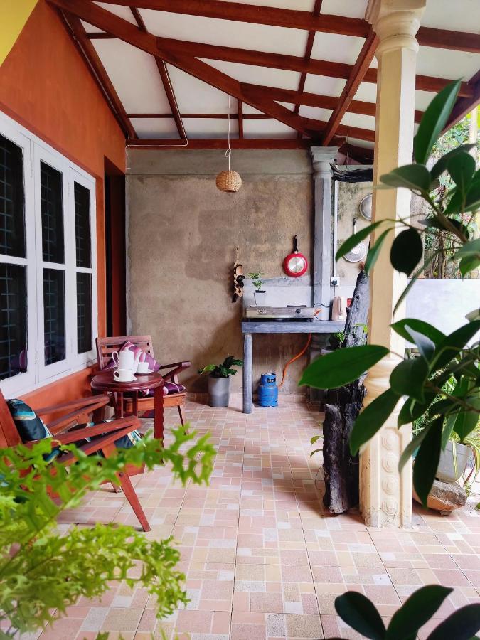 히카두와 Mandara Rest B&B 외부 사진