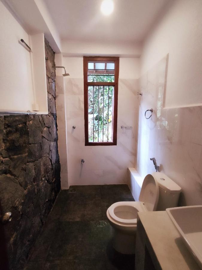 히카두와 Mandara Rest B&B 외부 사진